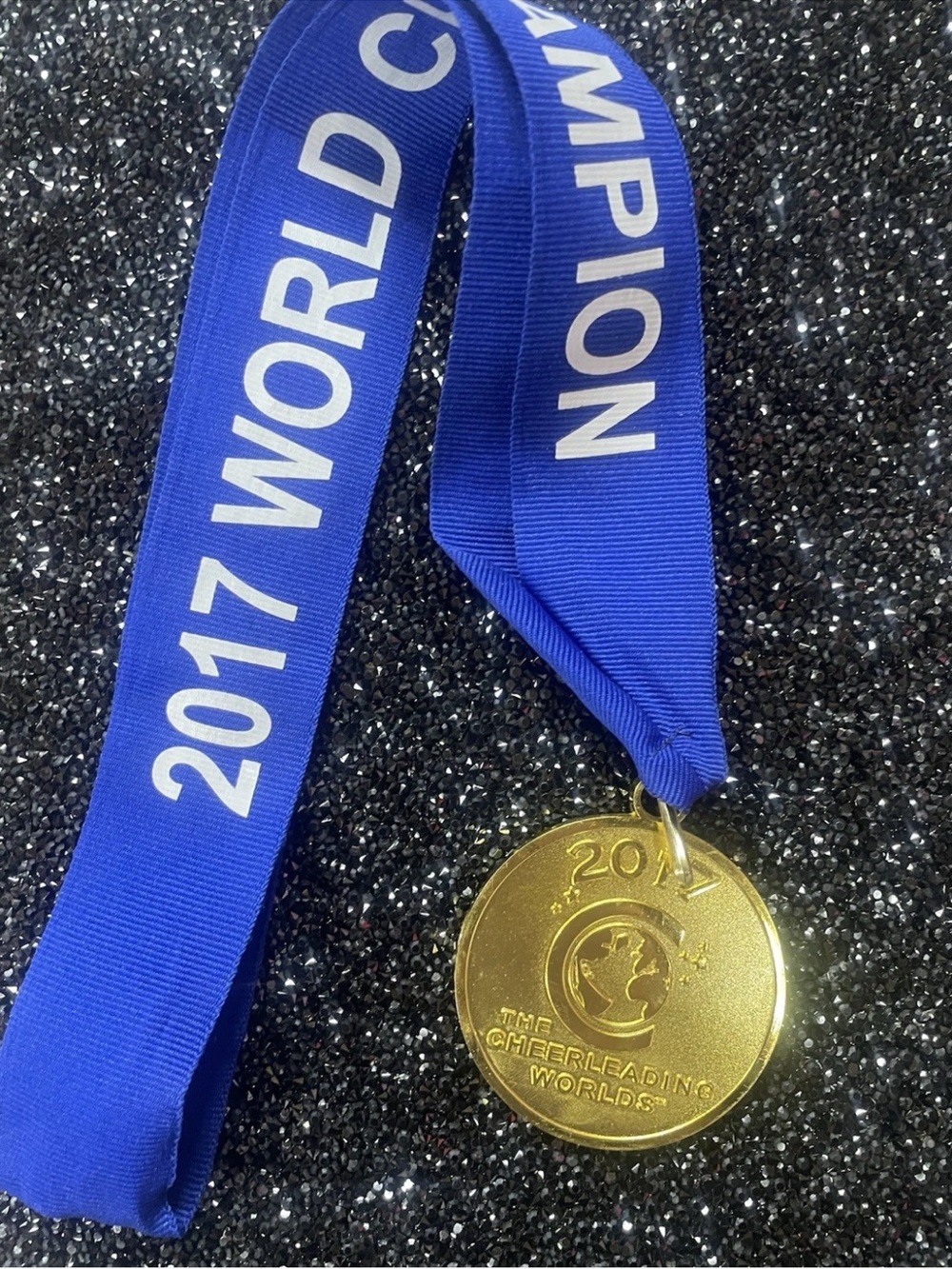 2017 cheerleading World Champion Gold Medal